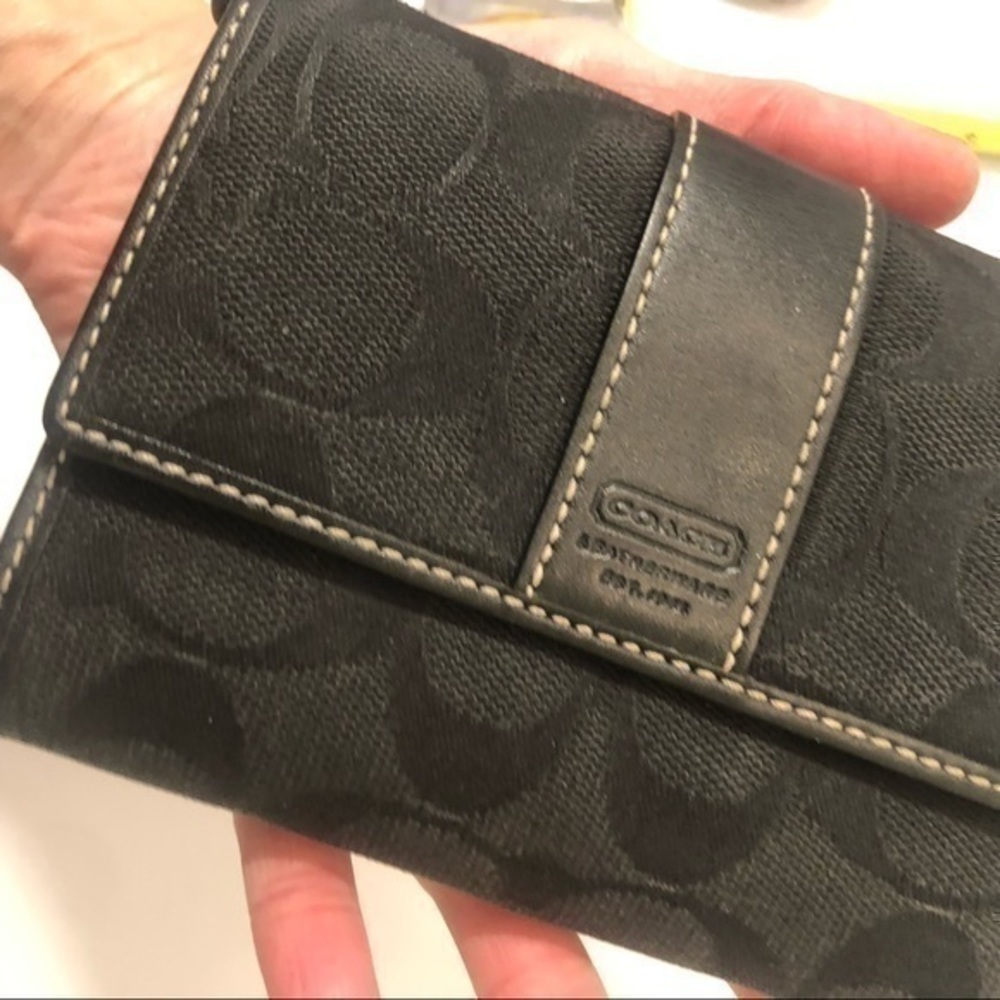 Coach black signature jacquard leather wallet - Picture 8 of 10